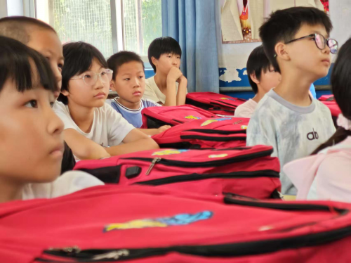 华北电力大学赴后辛庄小学支教：以科技为翼，筑梦乡村教育